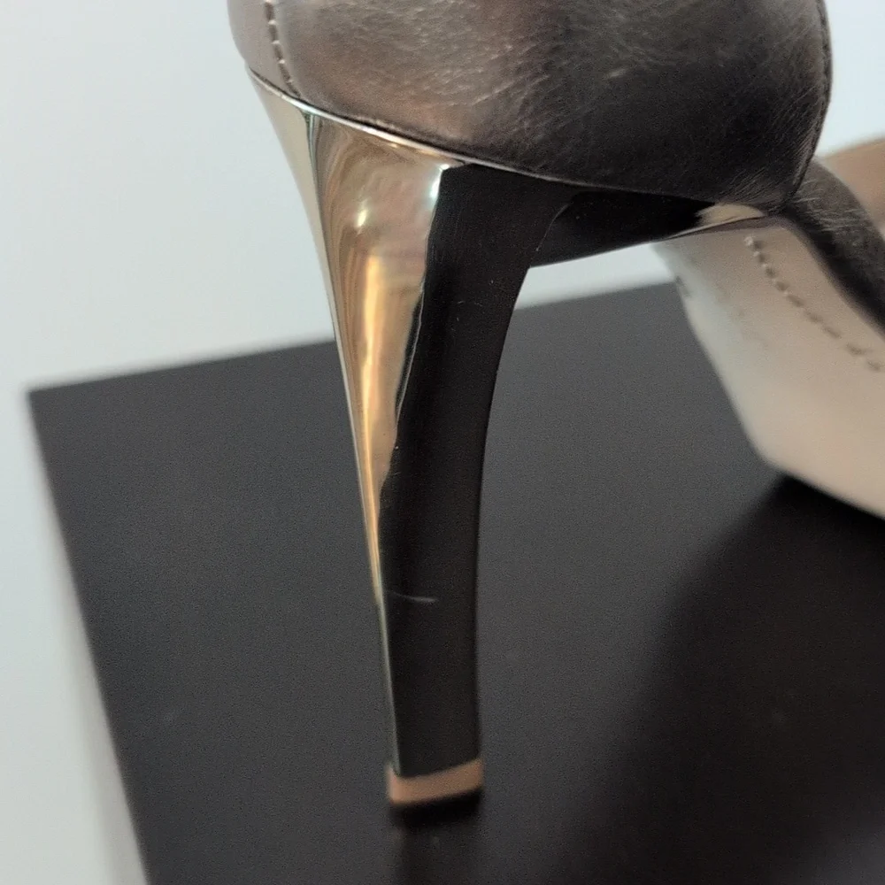 Boutique 9 Gold & bronze Leather Platform High Heel Strap Sandals NWOT  Size 6.5 - Picture 10 of 13